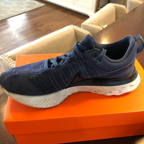 Nike React Infinity Flyknit Navy - Men's 10 - Picture 6 of 8